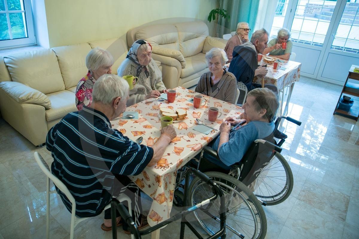 Дом престарелых — это не прихоть