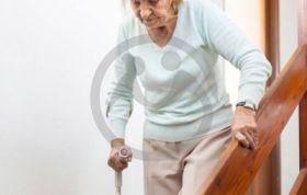 Как обеспечить безопасность пожилых людей дома?