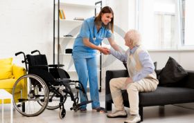 Уход за инвалидами и пожилыми людьми