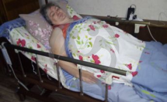 Ирина Владимировна из г. Краснодар нуждается в электрической инвалидной коляске для дома и прогулок