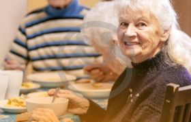 Как живется пожилым людям в домах престарелых?