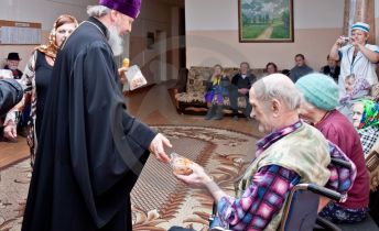 Дом-интернат малой вместимости для пожилых людей и инвалидов Дятьковского района просит 400 книг для библиотеки